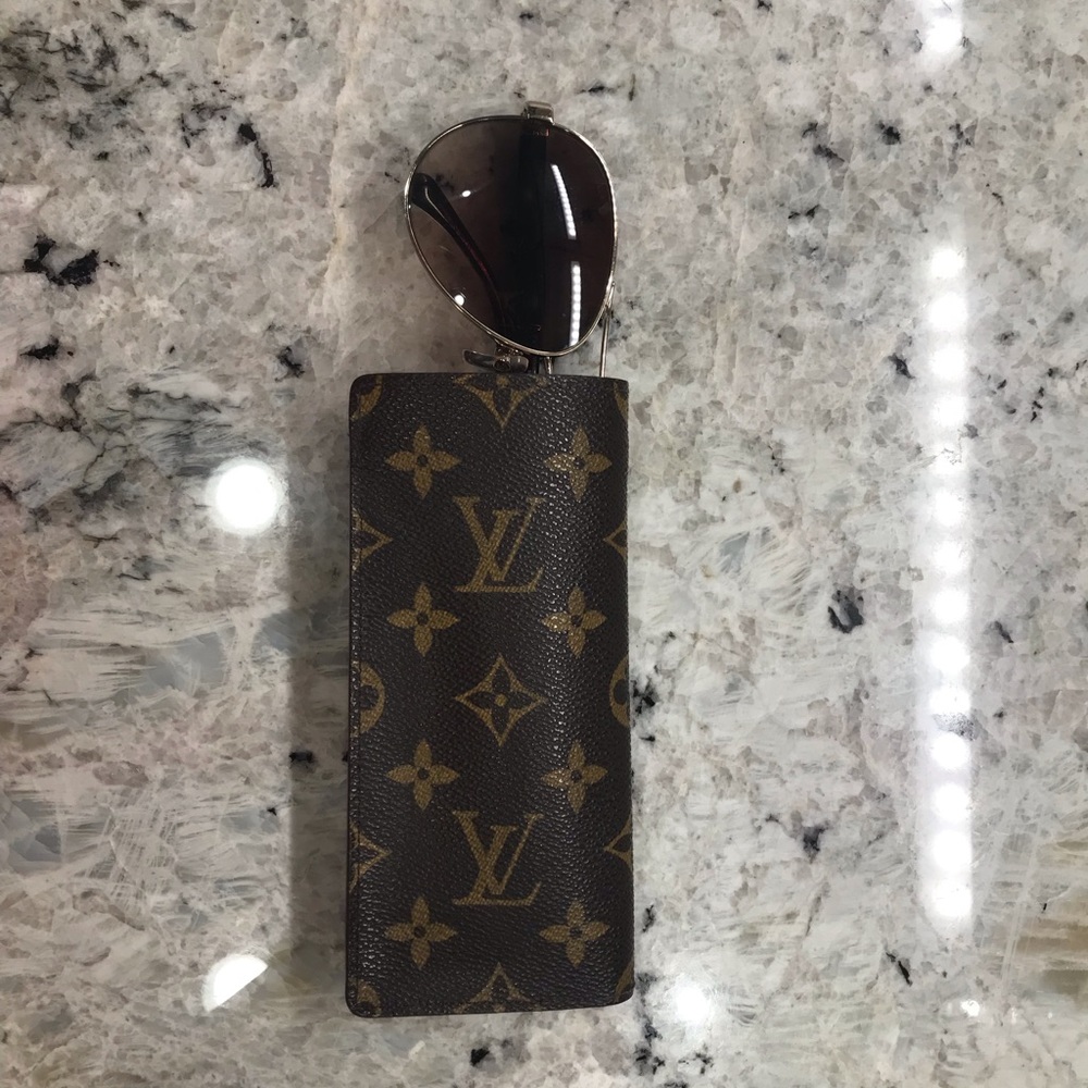 Authentic Louis Vuitton sunnies/eyeglass case